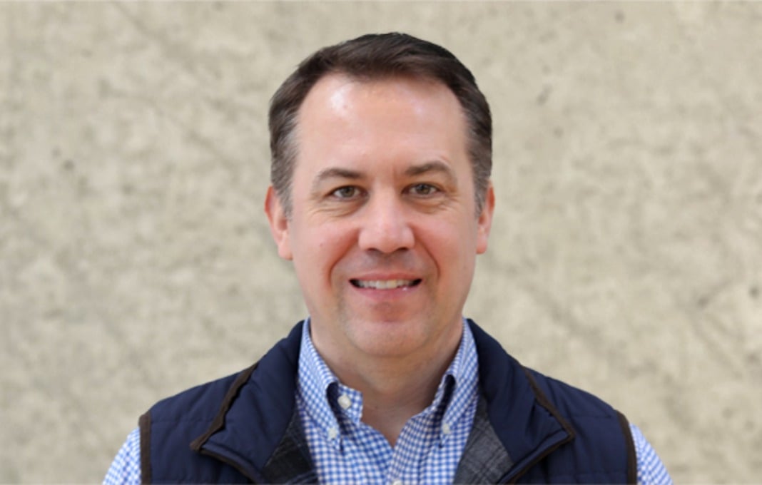 Russ Simpson headshot